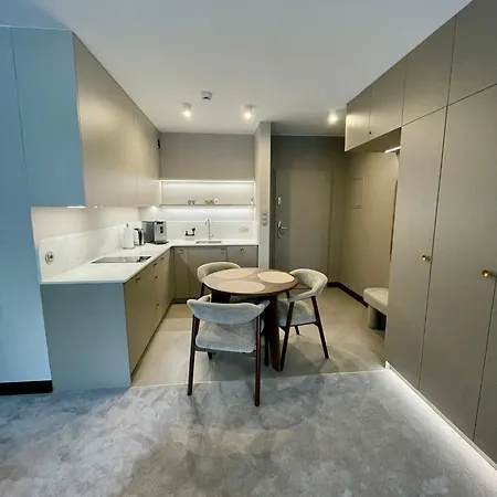12a Ul Polna 6 Apartmán